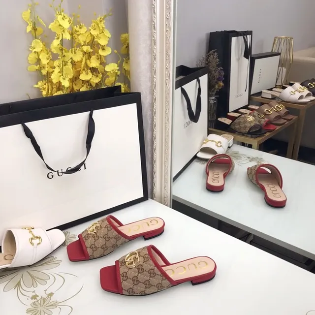 Gucci Ophidia Beige Red Monogram Canvas Gold-Tone GG Hardware Slippers 2
