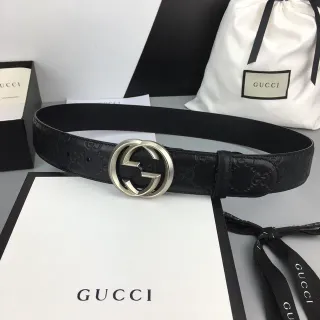 Gucci Ophidia negro embossado GG cuero cinturón