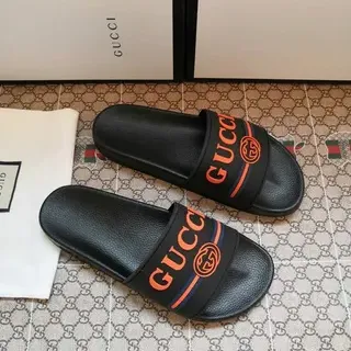 Gucci Ophidia Sandalias negras y naranjas con correa web