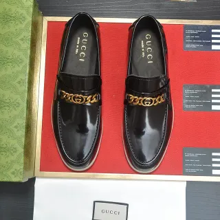 Gucci Ophidia কালো প্যাটেন্ট চামড়া সোনার চেইন লোফার