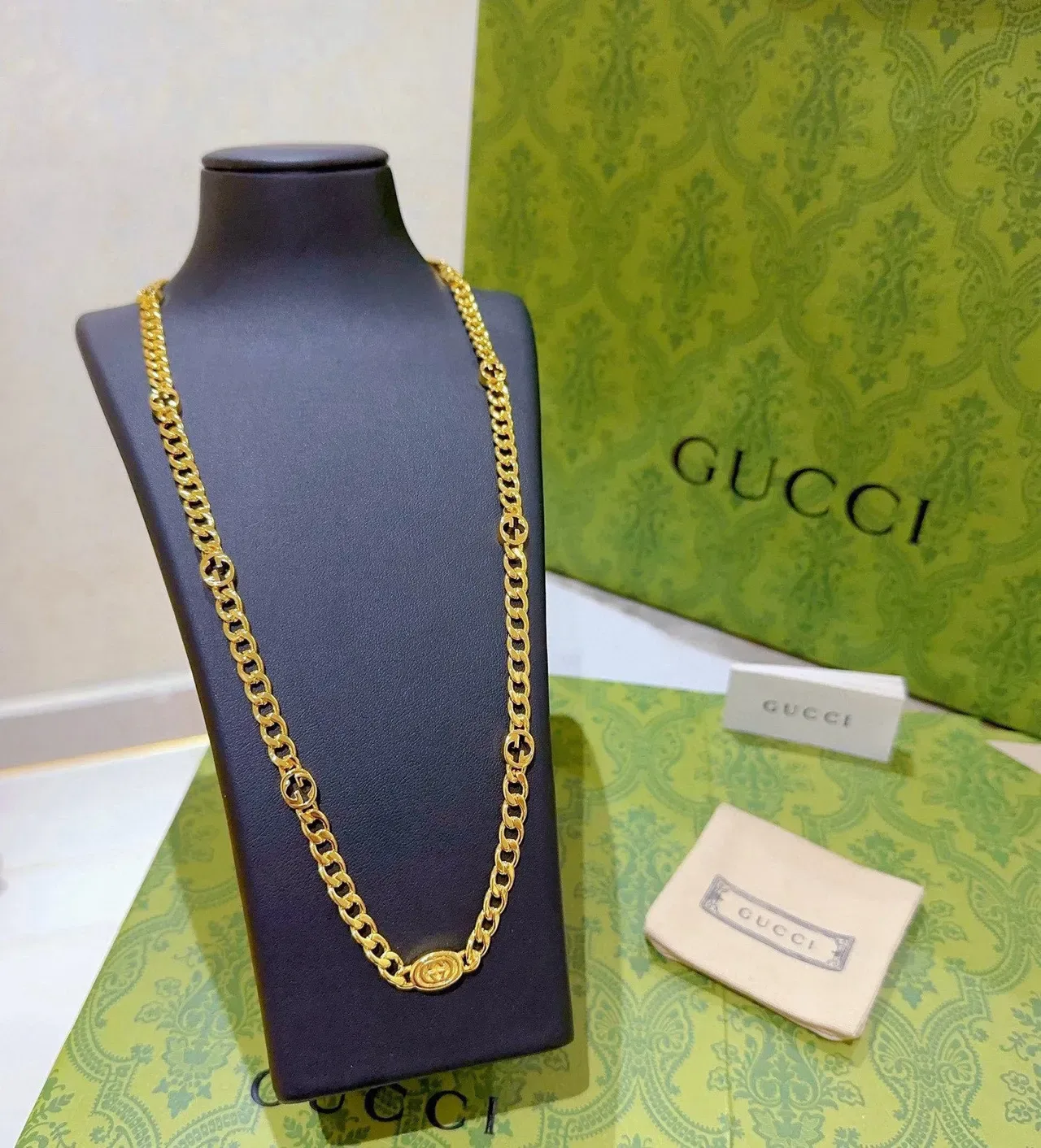 Gucci Ophidia Chaîne Curb-Link Or Noir Interlocking G Motif Collier 9