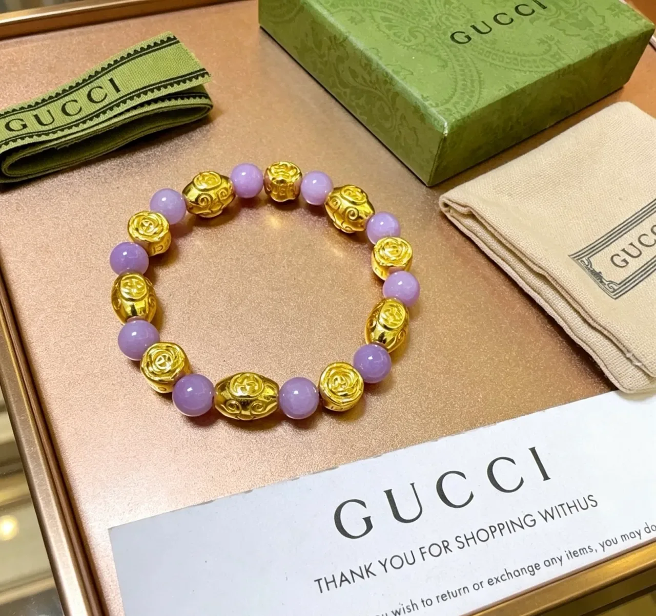 سوار Gucci معدني خرز بنفسجي وذهبي 9