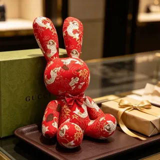 Gucci Red Gold Stuffed Plush Embroidered Fish-and-Bamboo Motif Handbag