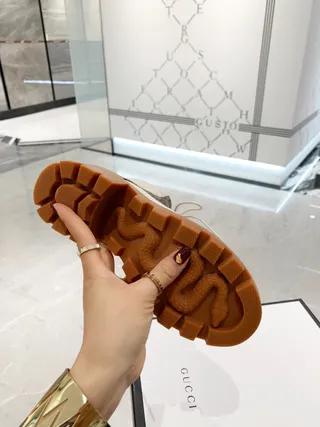 Gucci Rhyton GG Monogram কুইল্টেড হিল এনকেল বুটস 4