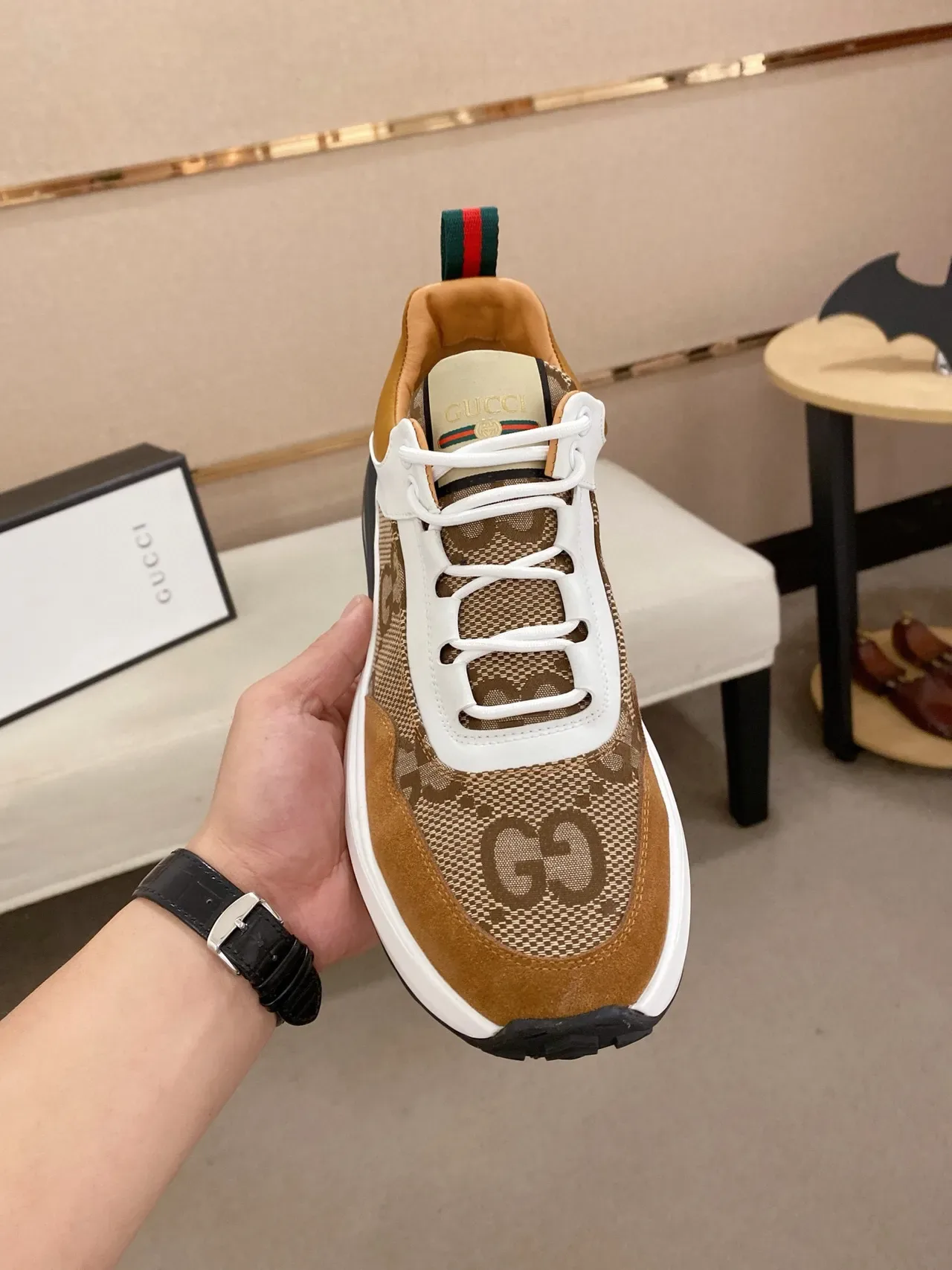 Gucci Rhyton marron et blanc GG Monogram sneakers lifestyle 2