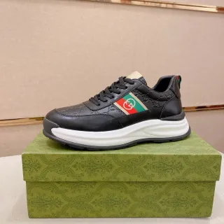 Gucci Screener Zapatillas Lifestyle Negro Blanco Cuero Superior Embossado GG Monogram