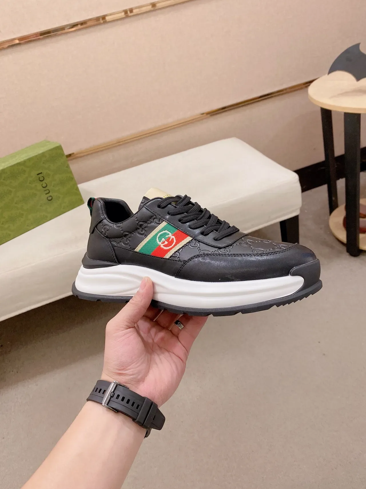 Gucci Screener Sneakers Lifestyle أسود أبيض جلد علوي مطبوع GG Monogram 4