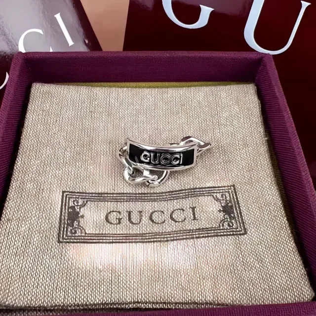 Gucci Screener Chain-Link Enamel Logo Ring 3