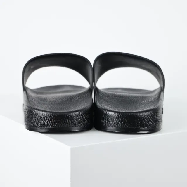 Gucci Screener GG Canvas Bee Motif Slippers 8
