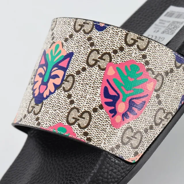 Gucci Screener GG Monogram طباعة الزهور نعال منزلقة 15