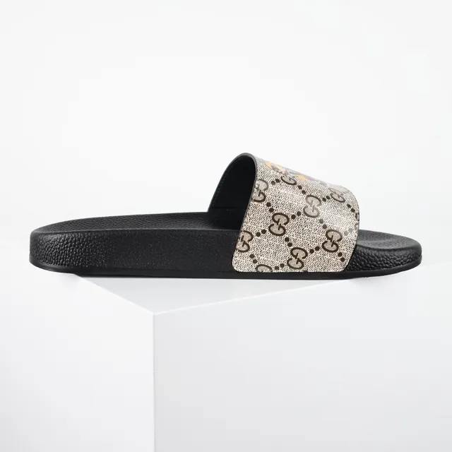 Gucci Screener GG Supreme Tiger Print pantufas 7