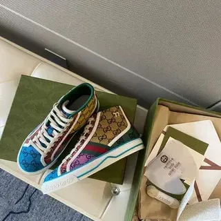 Gucci Screener Multicolor GG Monogram Zapatillas Lifestyle de Punta Alta