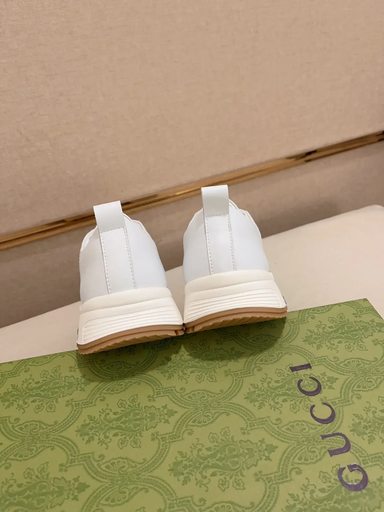Gucci Screener Branco e Bege GG Canvas Lifestyle Sneakers 8