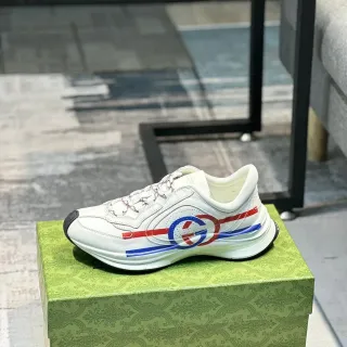 Gucci Screener sneakers lifestyle blanco, rojo, azul con logo