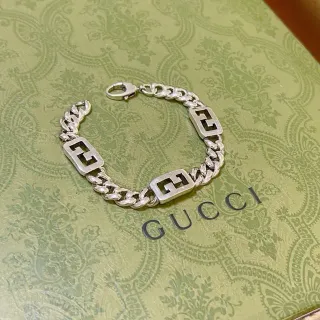 Gucci فضي Chunky Curb Chain متشابكة شعار G حلقات سوار