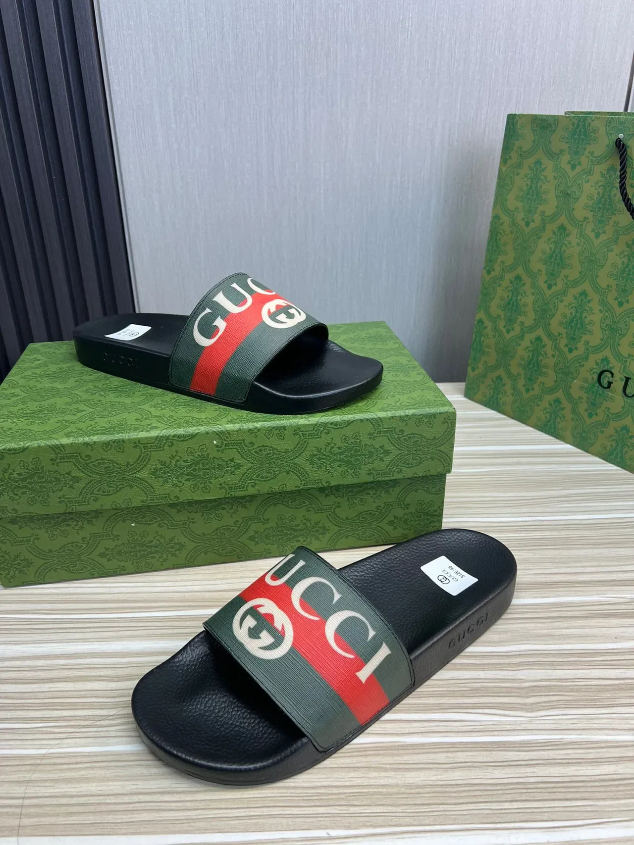 Gucci Slide Black and Green Web Strap Slippers 7
