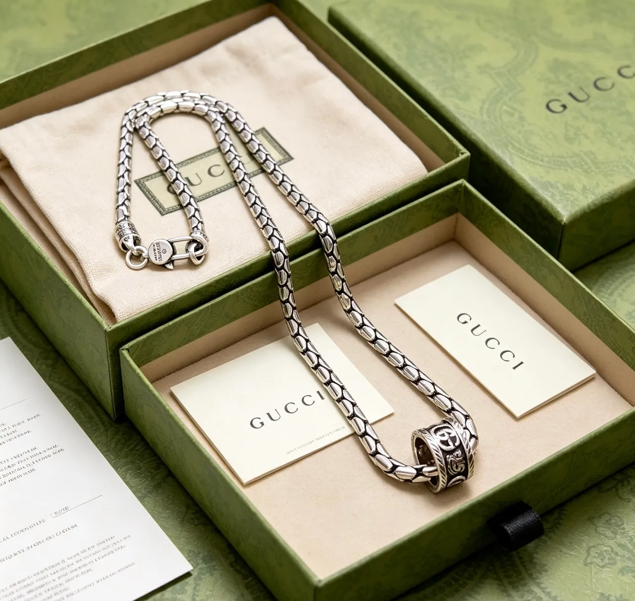 Gucci Snake-Link collar de plata oxidada 6