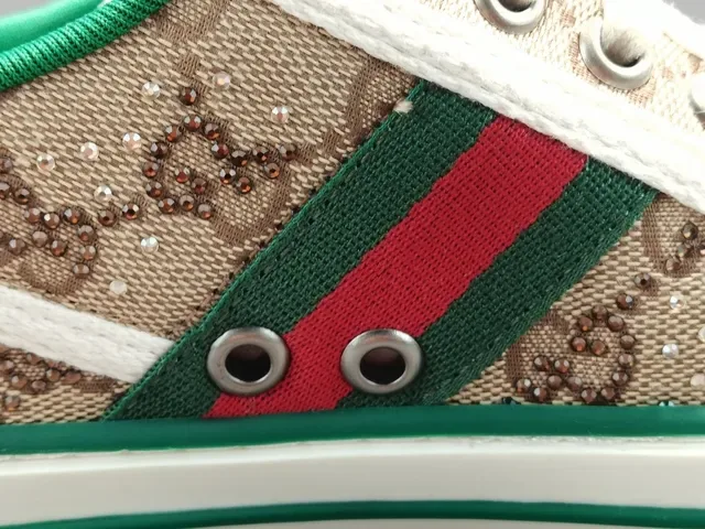 Gucci Tennis 1977 بيج أخضر أحمر Web Monogram Lifestyle Sneakers 3