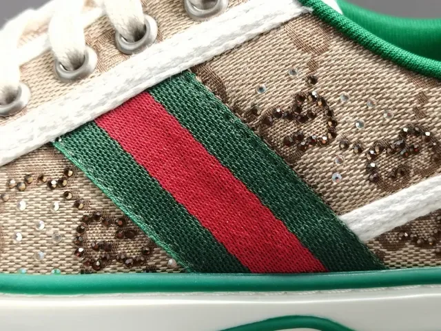 Gucci Tennis 1977 بيج أخضر أحمر Web Monogram Lifestyle Sneakers 7