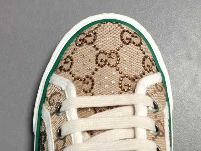 Gucci Tennis 1977 بيج أخضر أحمر Web Monogram Lifestyle Sneakers 10