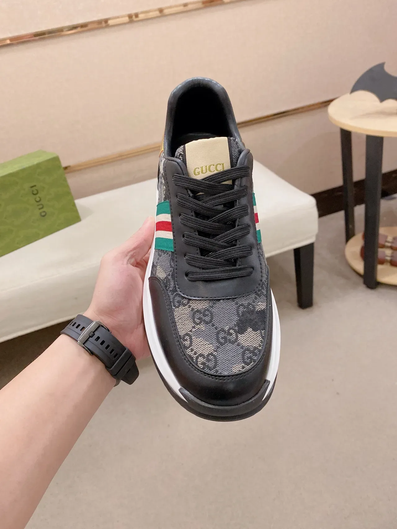 Gucci Tennis 1977 काली GG Monogram Web Stripe जीवनशैली स्नीकर 2