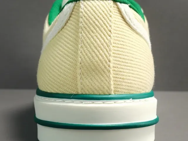 Gucci Tennis 1977 Crema Canvas Rayas Web Zapatillas Lifestyle 10