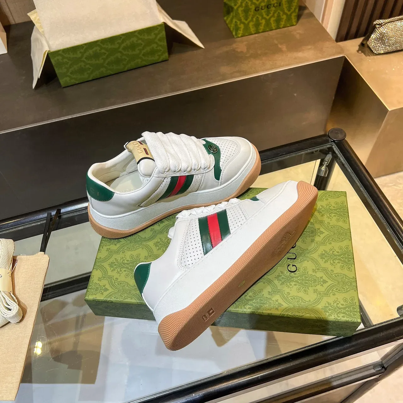 Gucci Tennis 1977 branco verde vermelho Web tênis lifestyle 6
