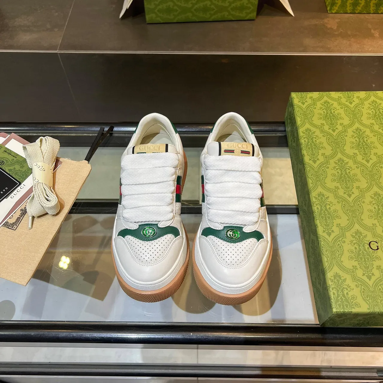 Gucci Tennis 1977 branco verde vermelho Web tênis lifestyle 8