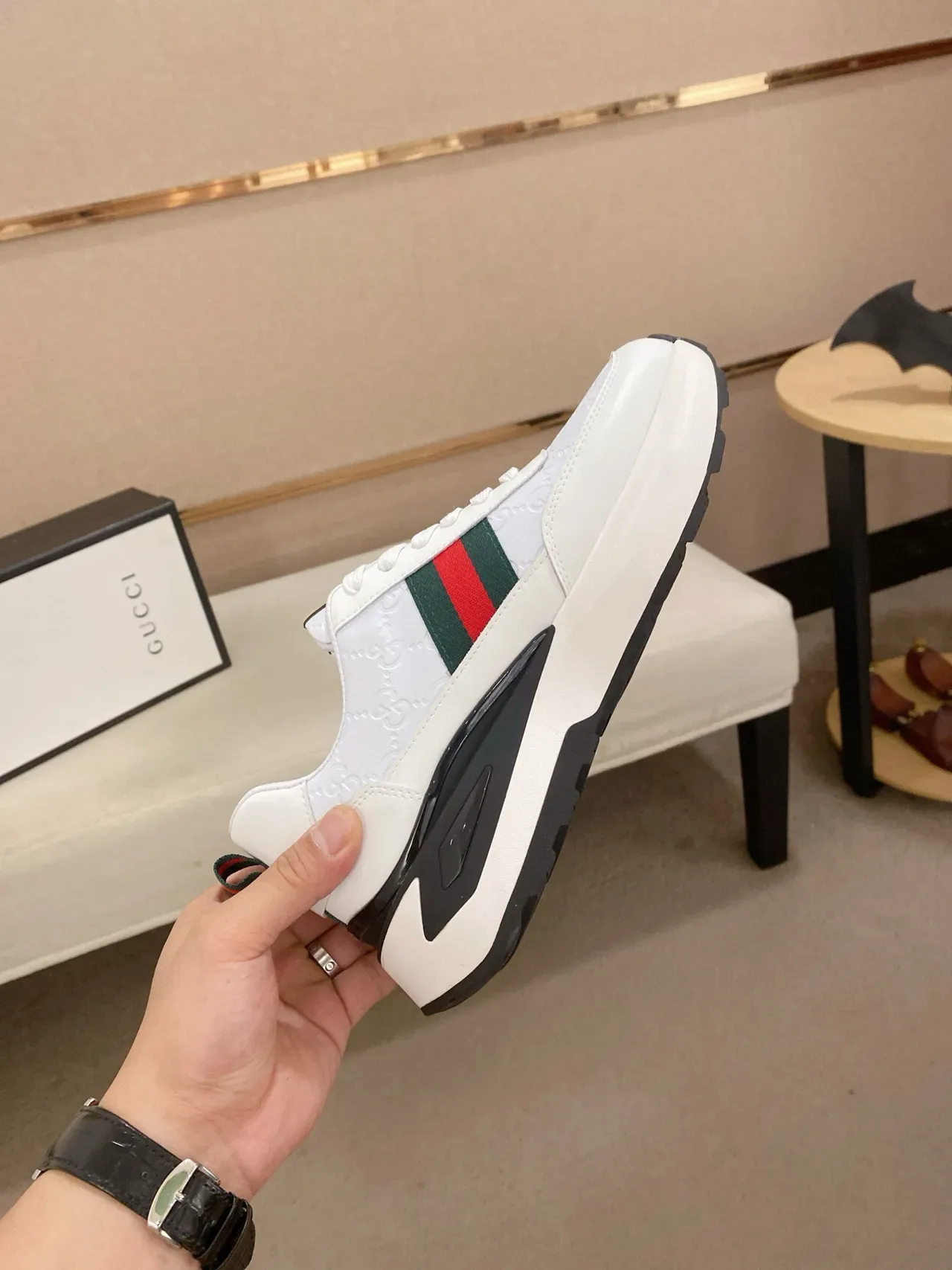 Gucci Blanc et Noir Monogrammés en Cuir avec Rayures Web et Acent Zapatillas Lifestyle 5