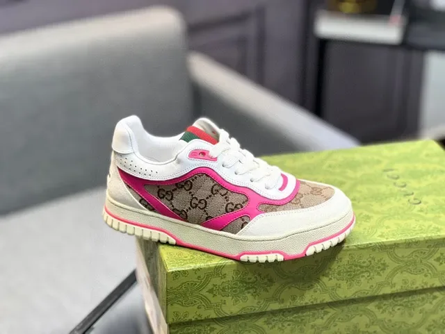 Gucci Blanch es y Rosas GG Monogram Lona Borde Contraste Lifestyle Sneakers 2