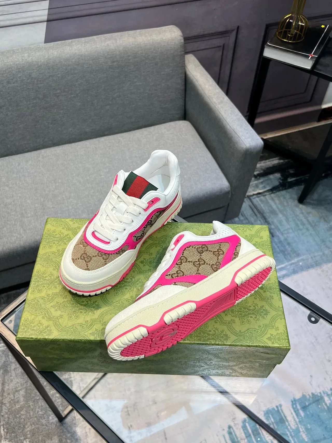Gucci Blanch es y Rosas GG Monogram Lona Borde Contraste Lifestyle Sneakers 8