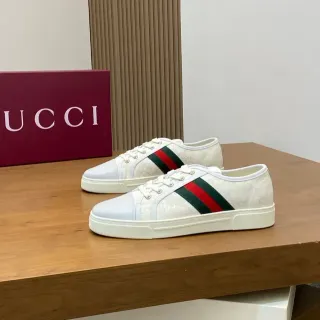 Gucci Blanc et Rouge GG Monogram Toile Cuir Toe Cap Lifestyle Sneakers