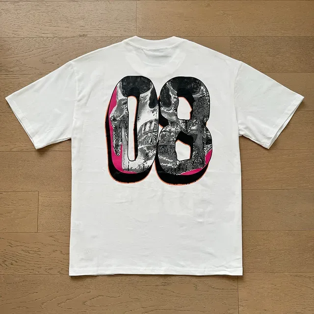 Camiseta Hellstar blanca y rosa corte oversized con estampado gráfico delantero y trasero 16