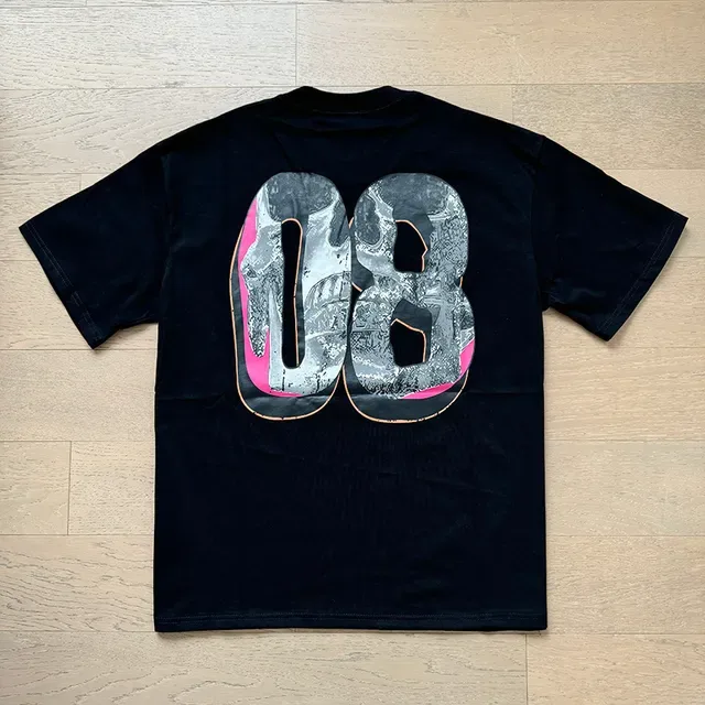 Camiseta Hellstar blanca y rosa corte oversized con estampado gráfico delantero y trasero 19