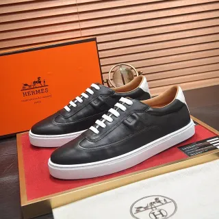 Hermès কালো সাদা চামড়ার উপরের অংশের বিপরীত লেস সহ ক্যাজুয়াল জুতা