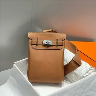 Hermès ब्राउन सिल्वर पेबल्ड लेदर फ्लैप टॉप क्लोजर टोट बैग