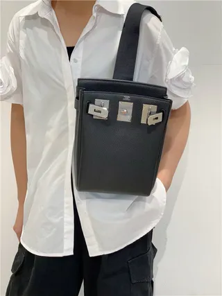 Hermès ब्राउन सिल्वर पेबल्ड लेदर फ्लैप-टॉप क্লोजर टोট ब্যाग 3