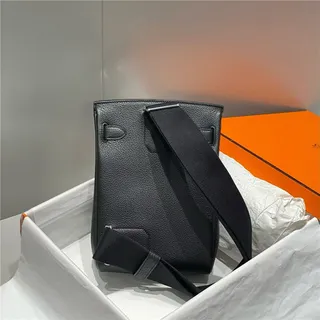Hermès ब्राउन सिल्वर पेबल्ड लेदर फ्लैप-टॉप क্লोजर टोট ब্যाग 9