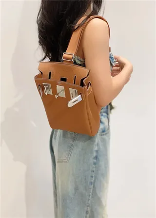 Hermès ब्राउन सिल्वर पेबल्ड लेदर फ्लैप-टॉप क্লोजर टोট ब্যाग 21
