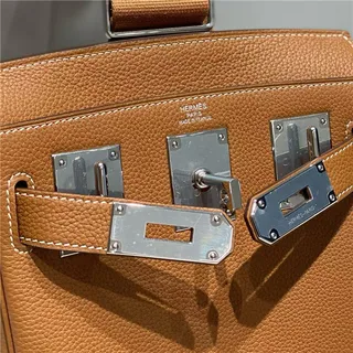 Hermès ब्राउन सिल्वर पेबल्ड लेदर फ्लैप-टॉप क্লोजर टोট ब্যाग 23