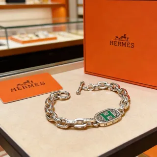 Hermès Chaîne d'Ancre 银绿色链条珐琅 H 徽章手链