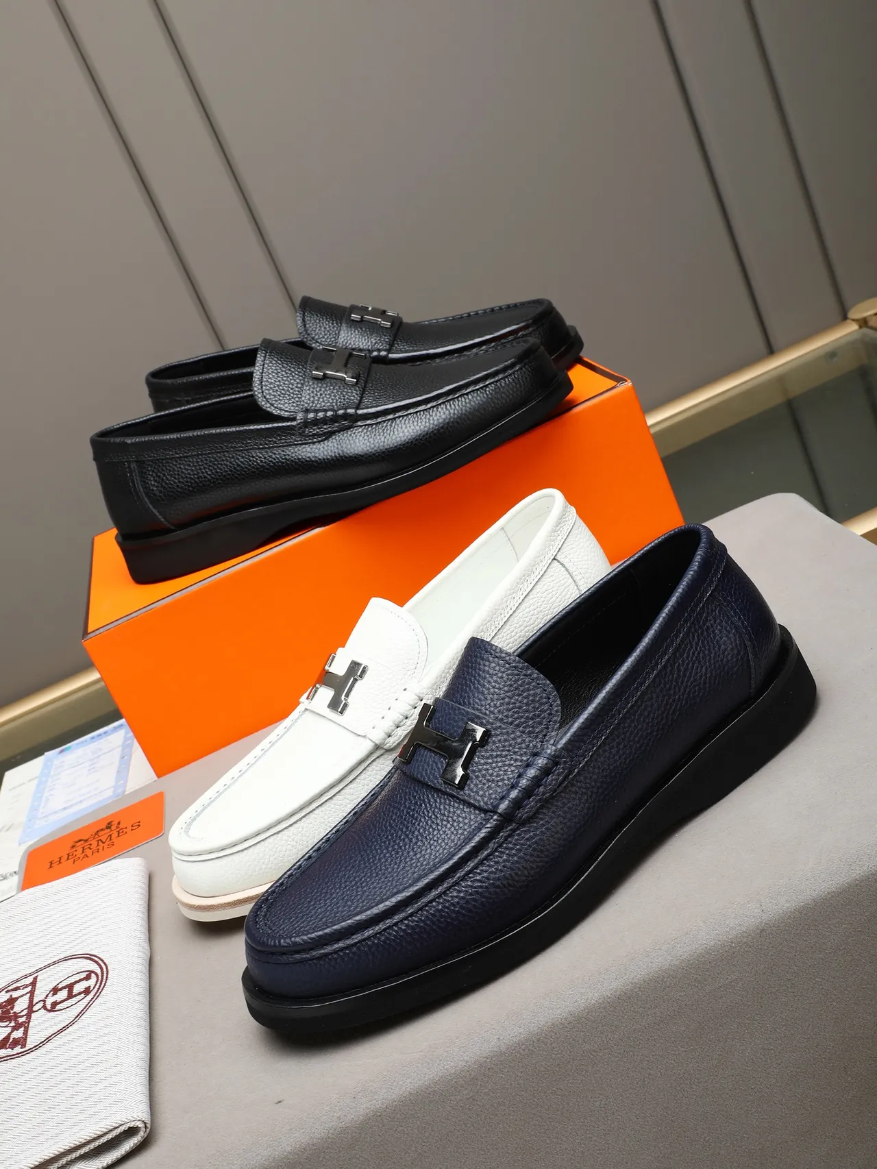 Hermès Chypre Loafer Black Pebbled Leather Slip-On Loafer 2