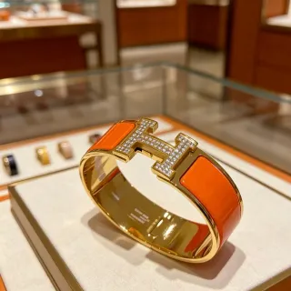 Hermès Clic H 橙色珐琅 镶嵌水晶 金调 手链