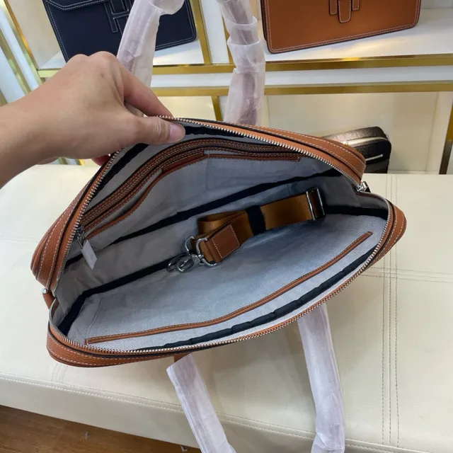 Hermès Constance Brown Structured Pebbled Leather Handbag 3