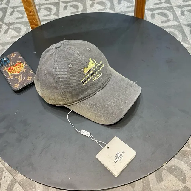 Hermès brodé Calèche logo charbon lavé casquette de baseball 4