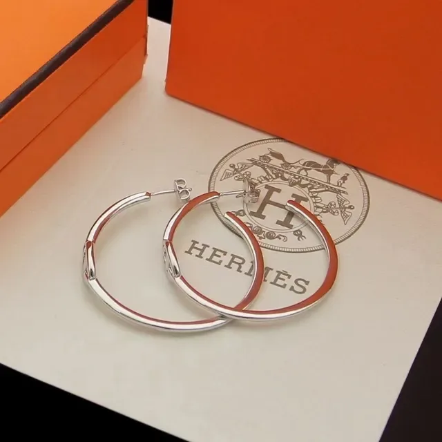 Hermès Gold-Tone and Red Enamel Hoop Earrings 5