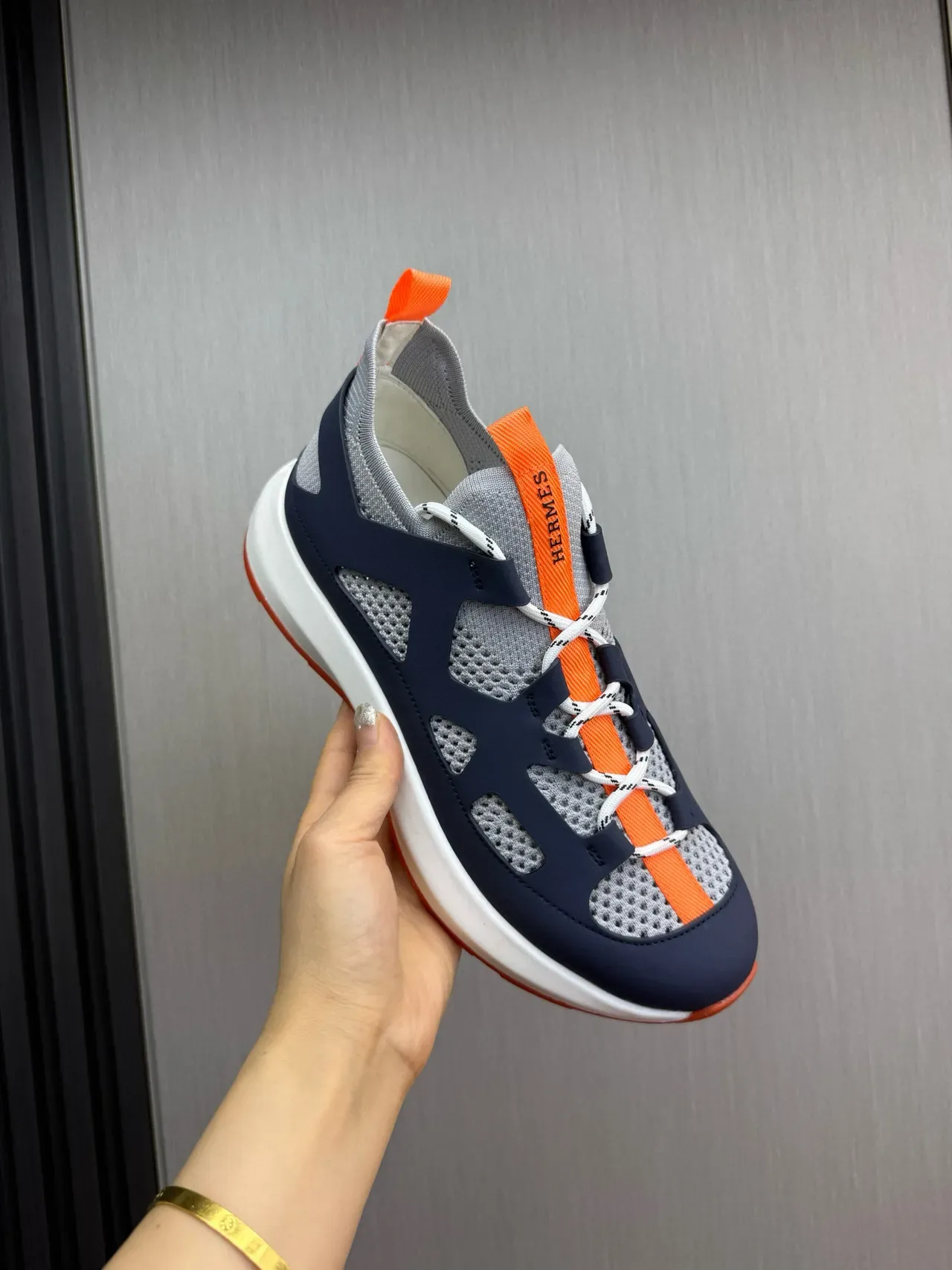 Hermès Navy Orange Sneakers à Col En Forme De Chaussette Avec Overlay Cagé 8