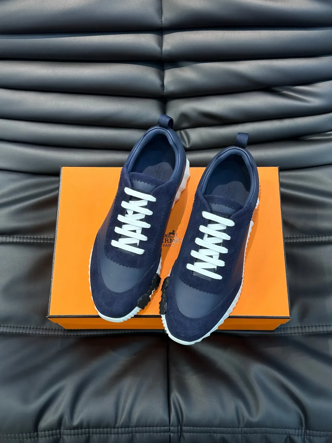 هيرميز أحذية رياضية Navy White من السويد والجلد أعلى أربطة مسطحة نمط حياة 3