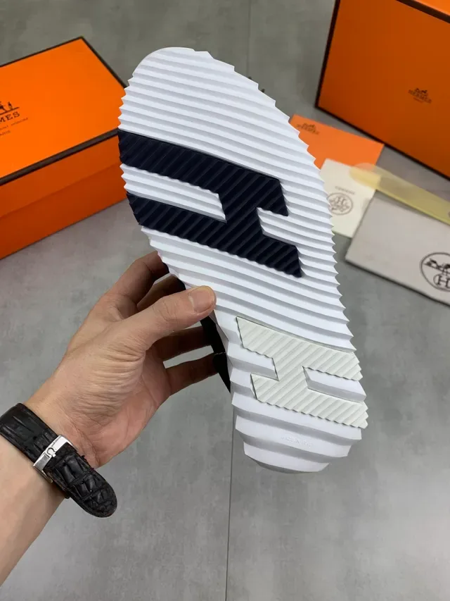 Hermès Navy White 麂皮鞋面 纹理鞋底 生活方式运动鞋 2