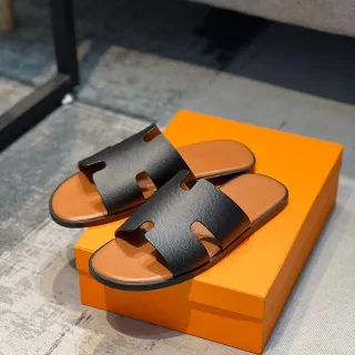 Hermès Oran 黑色和棕色皮革拖鞋